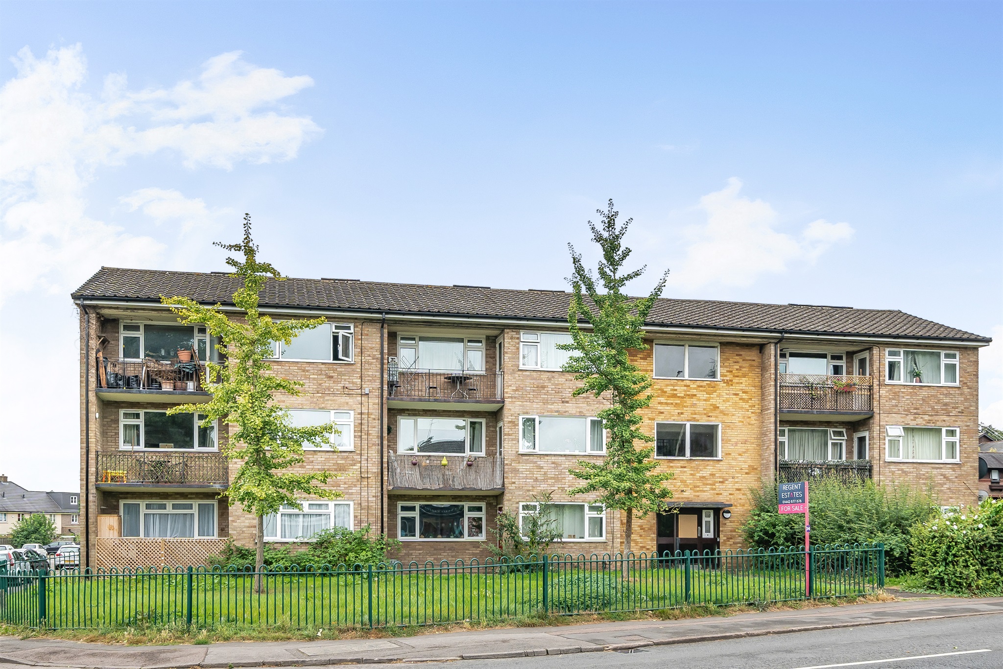 2 bed Apartment