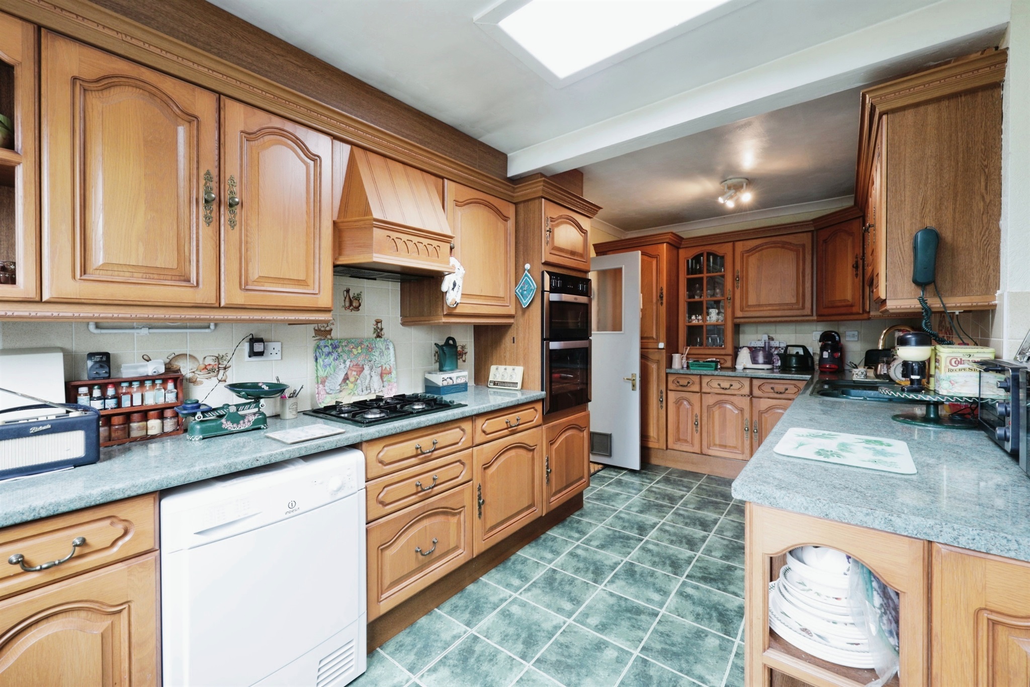 2 bed Semi-Detached Bungalow