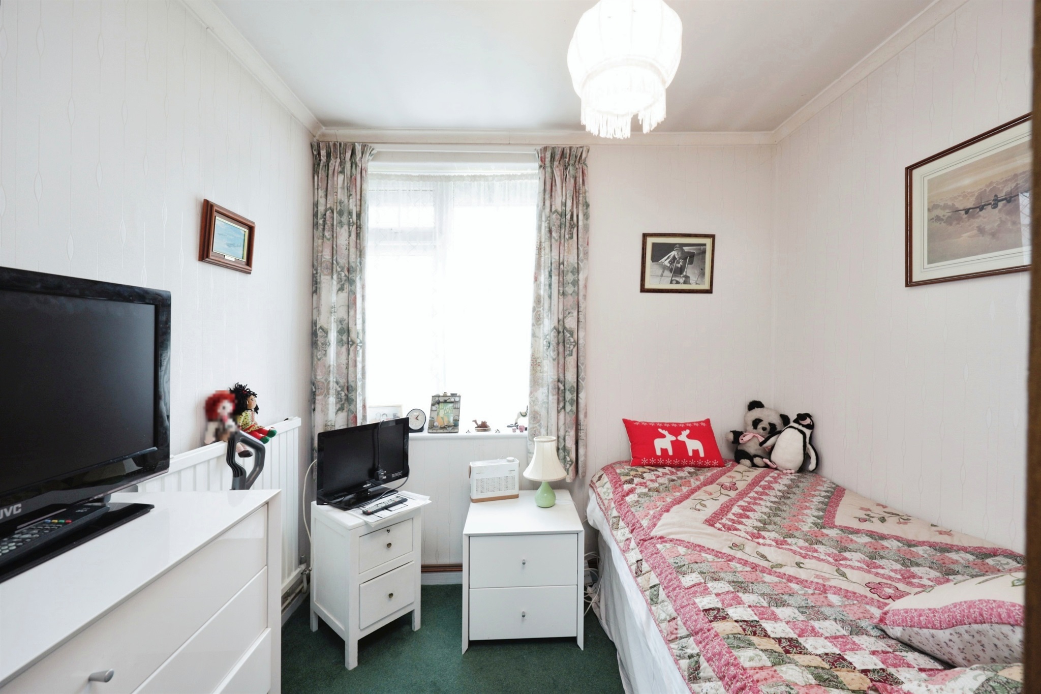 2 bed Semi-Detached Bungalow