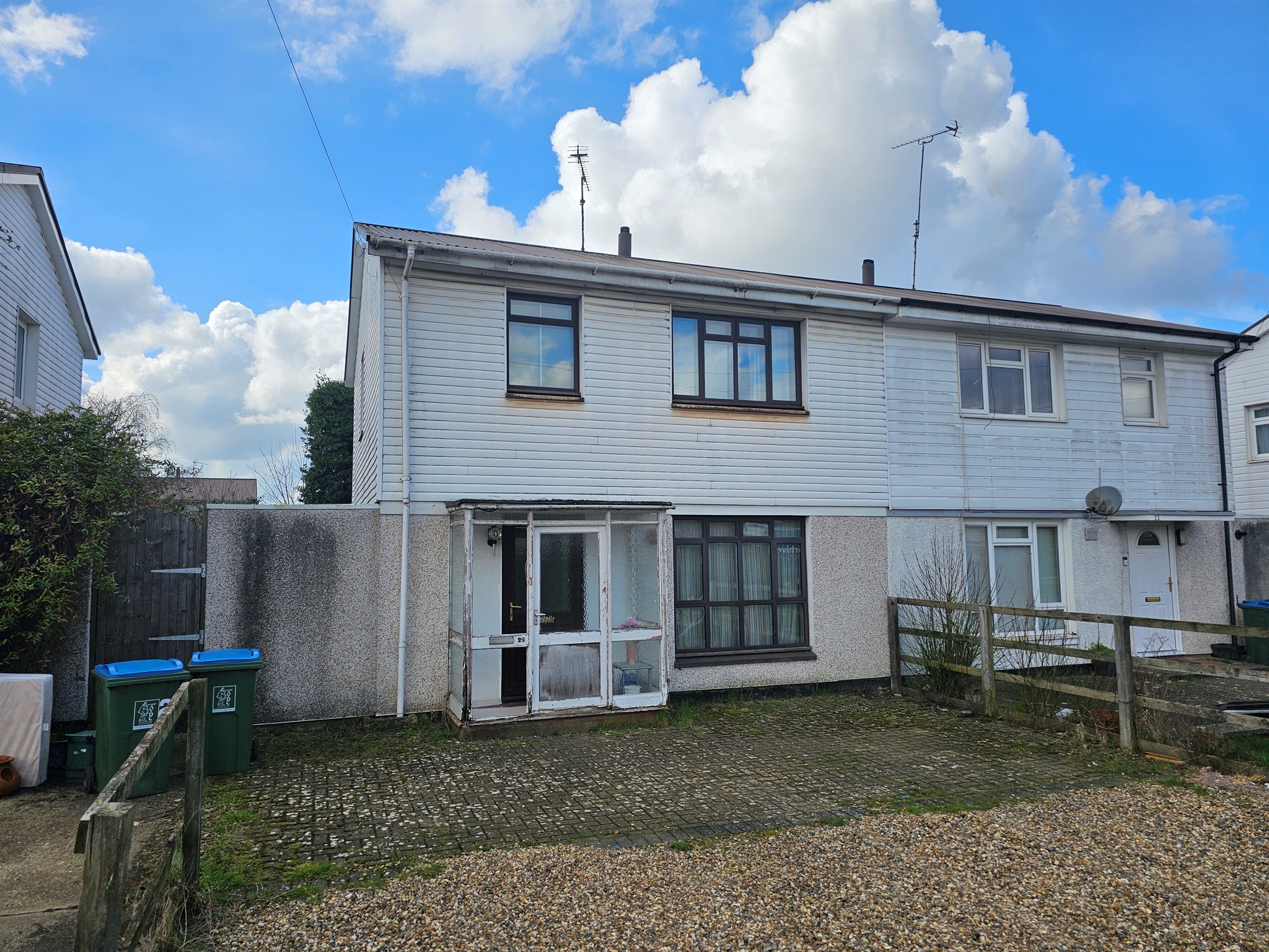 3 bed Semi-Detached