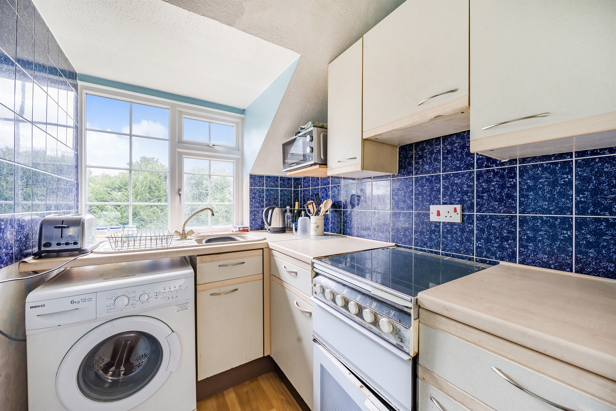 2 bed Maisonette