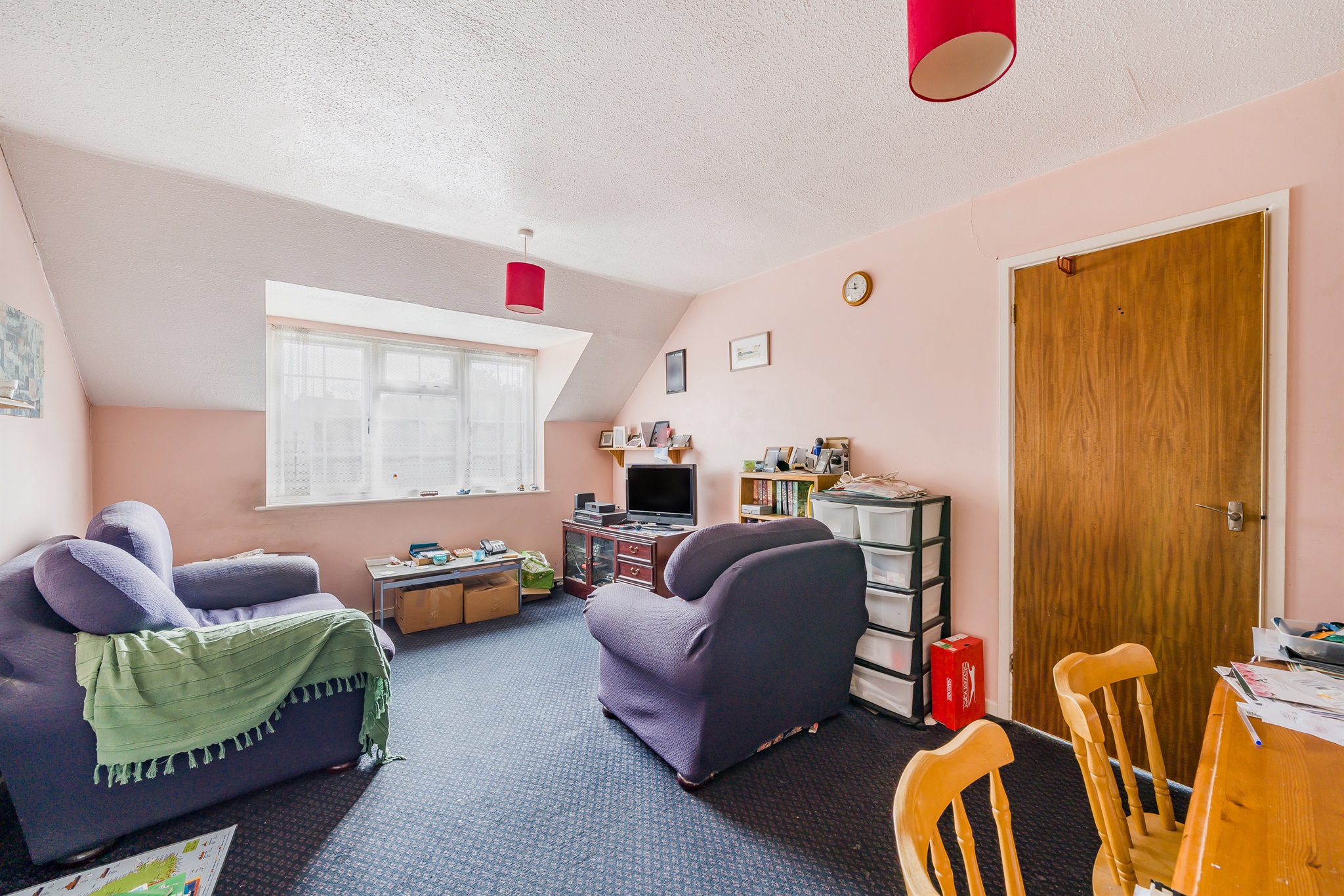 2 bed Maisonette