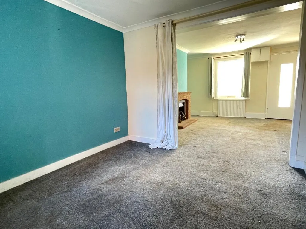 3 bed Terraced