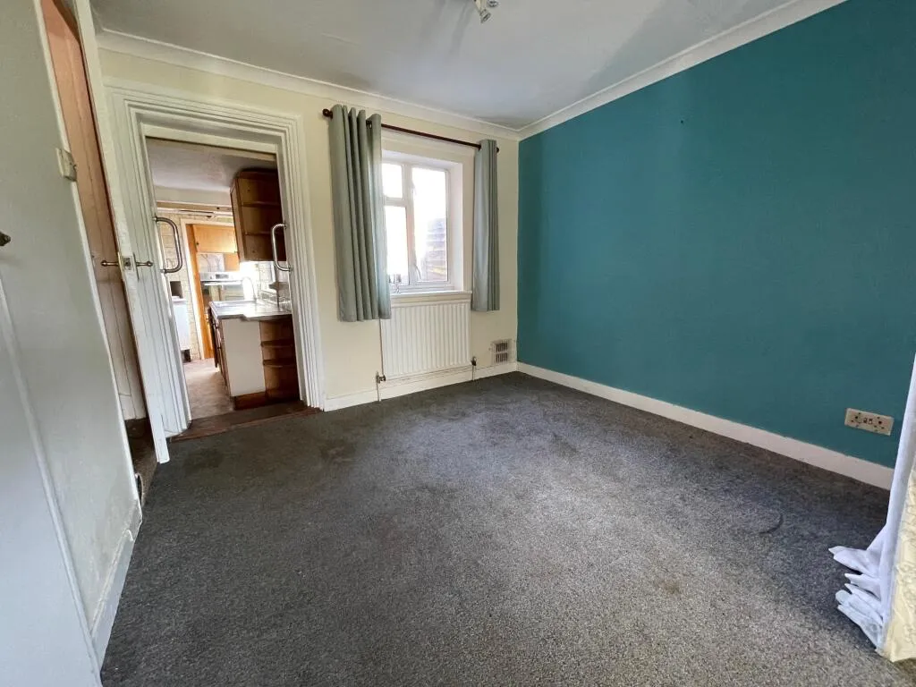 3 bed Terraced