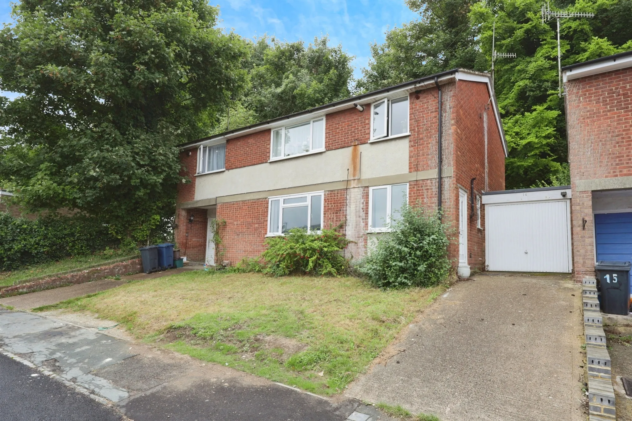 2 bed Maisonette
