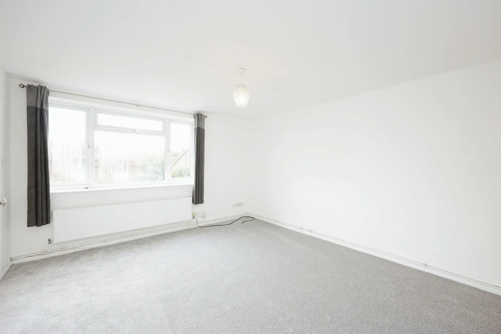 2 bed Maisonette
