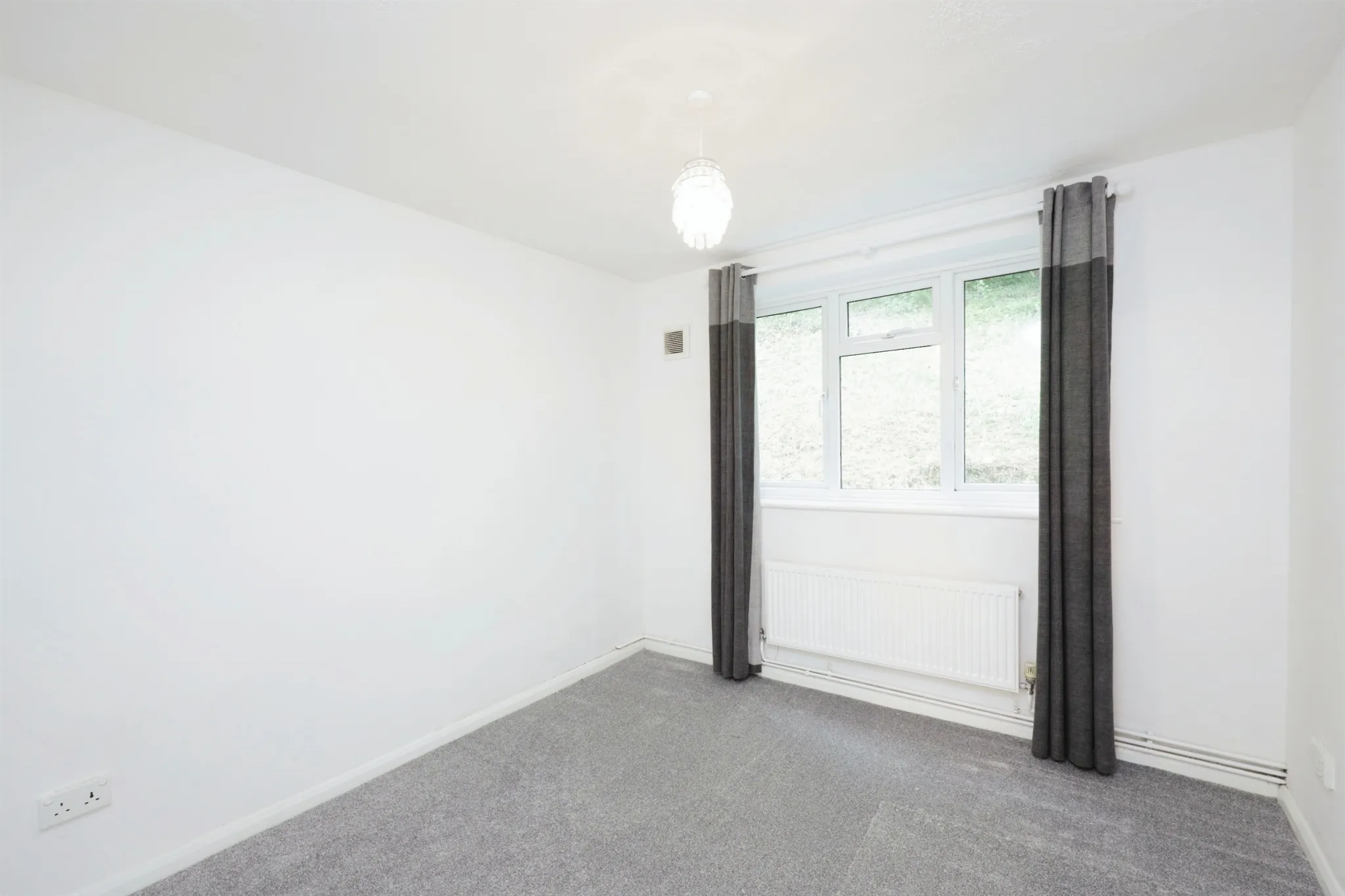 2 bed Maisonette