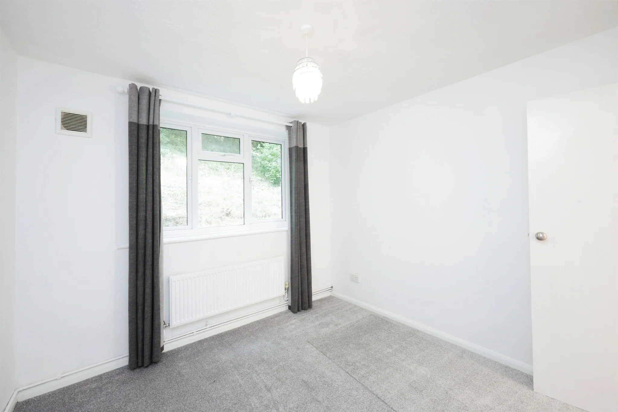 2 bed Maisonette