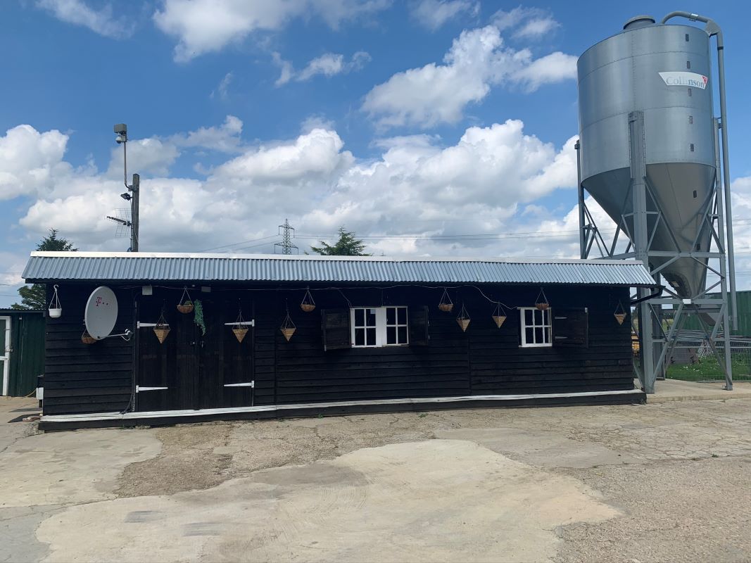 Foxhall Farm, Harps Hall Road, Walton Highway, Wisbech, Cambridgeshire, PE14 7DL - Online Auctions