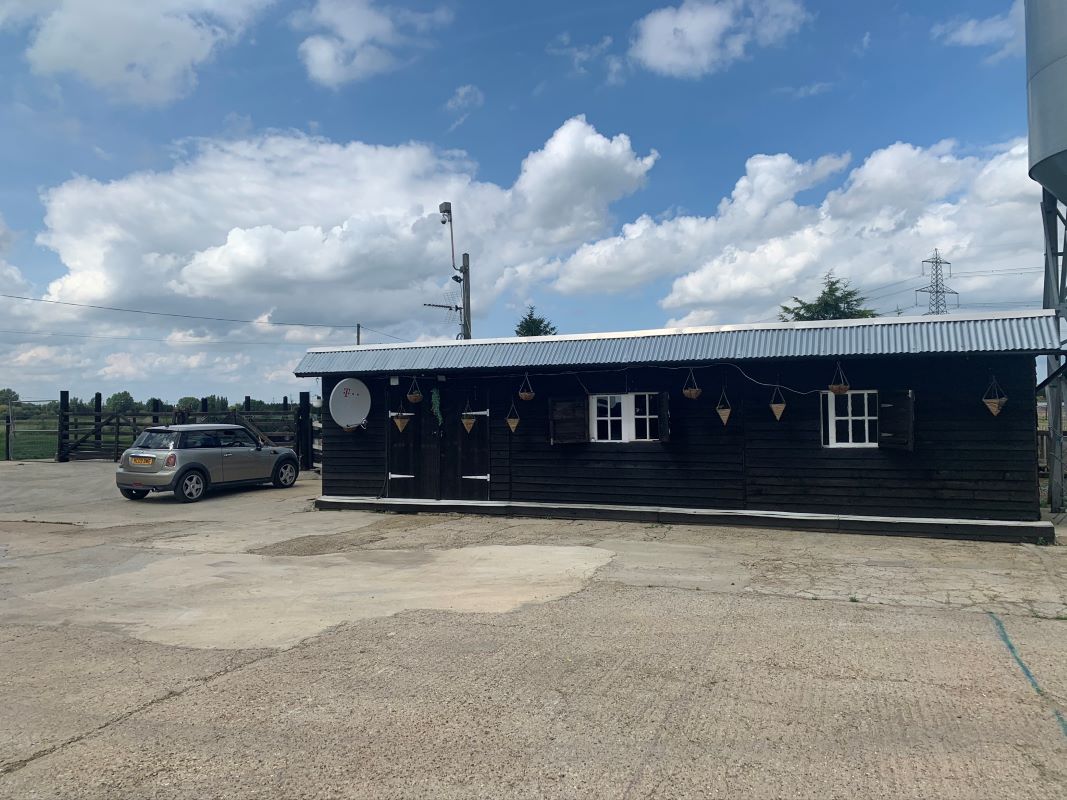 Foxhall Farm, Harps Hall Road, Walton Highway, Wisbech, Cambridgeshire, PE14 7DL - Online Auctions