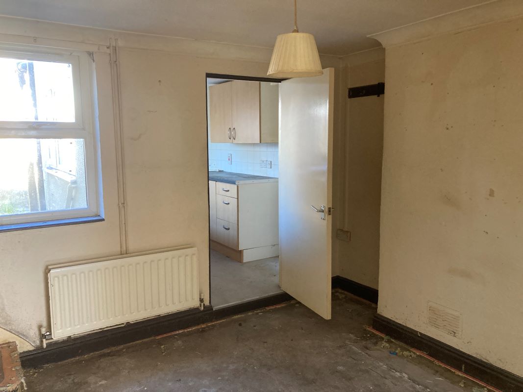 Tonning Street, Lowestoft, Suffolk, NR32 2AN - Online Auctions