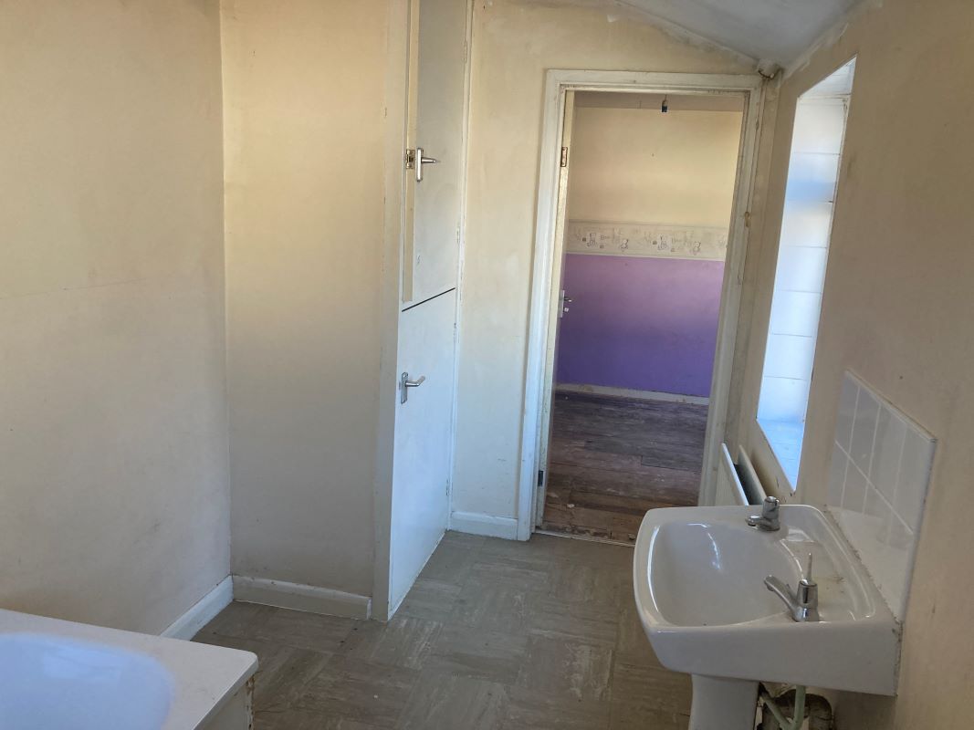 Tonning Street, Lowestoft, Suffolk, NR32 2AN - Online Auctions
