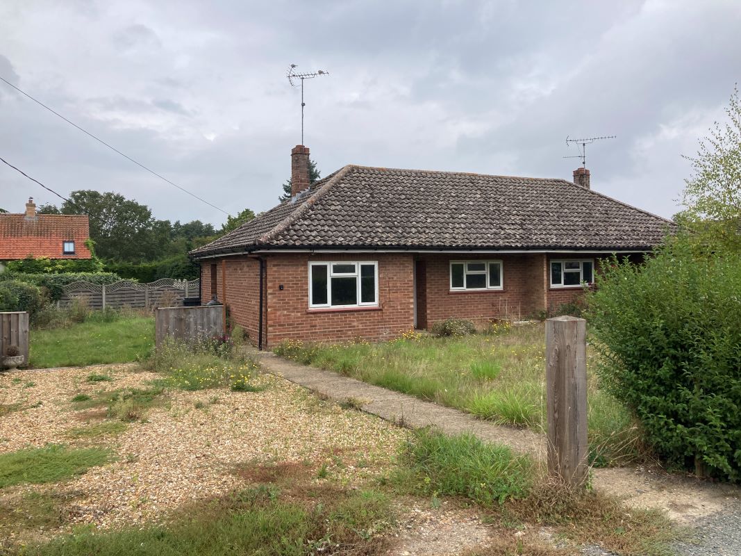 Three Tuns, Gooderstone, King's Lynn, Norfolk, PE33 9BU - Online Auctions