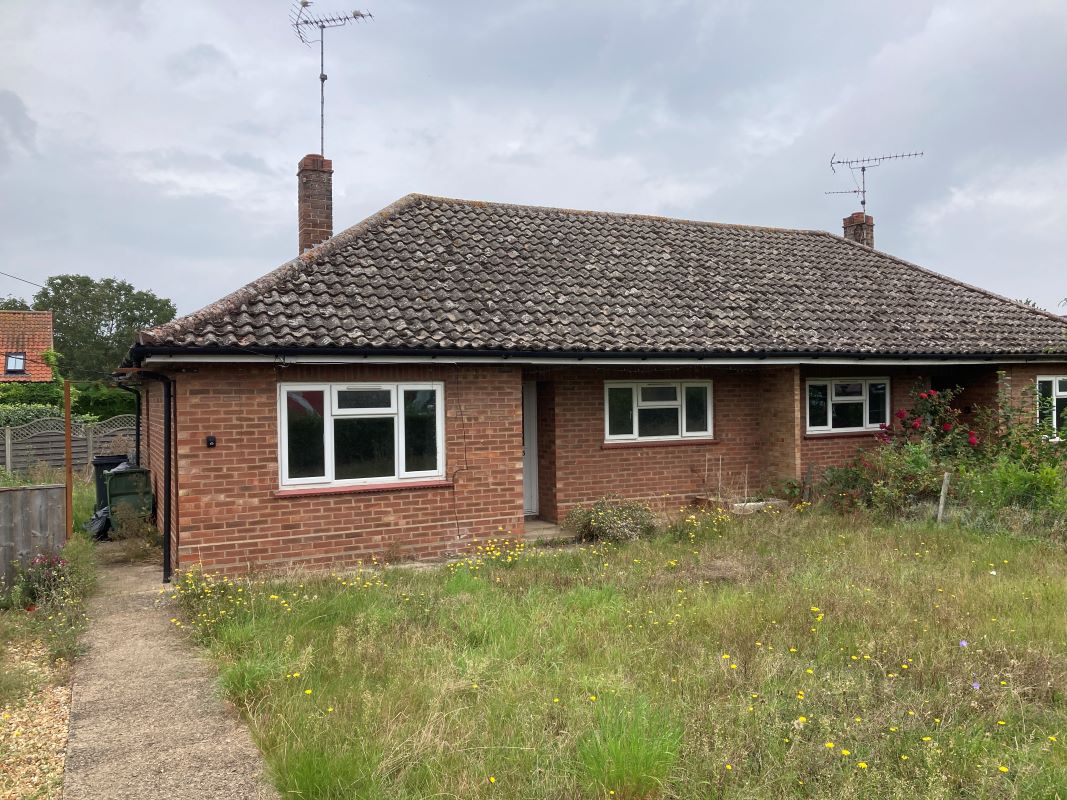 Three Tuns, Gooderstone, King's Lynn, Norfolk, PE33 9BU - Online Auctions