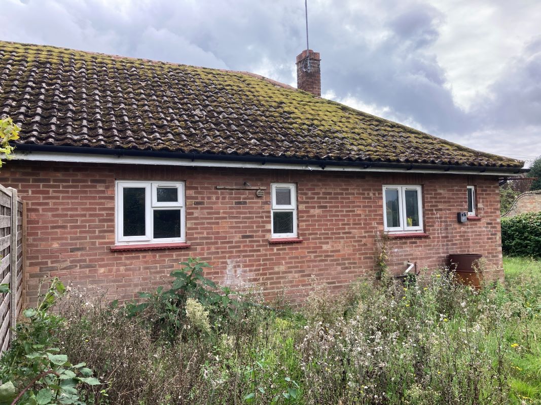 Three Tuns, Gooderstone, King's Lynn, Norfolk, PE33 9BU - Online Auctions