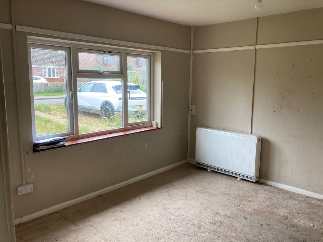 Three Tuns, Gooderstone, King's Lynn, Norfolk, PE33 9BU - Online Auctions