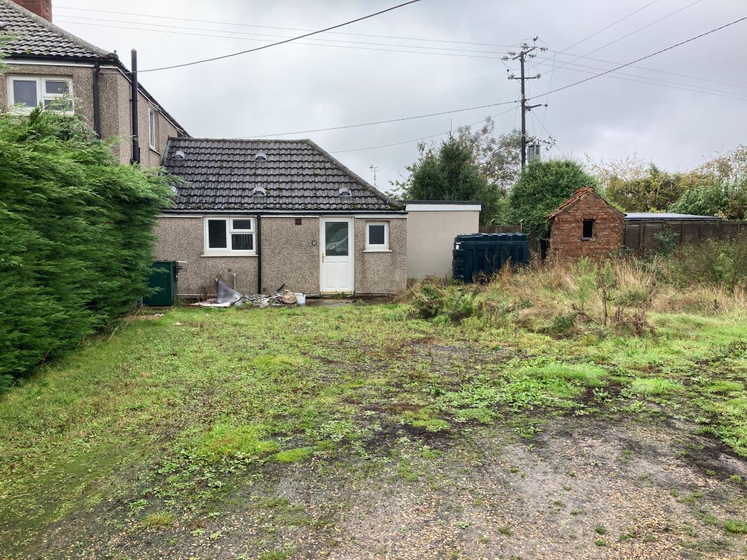 Main Road, Three Holes, Nr. Wisbech, Cambridgeshire, PE14 9JS - Online Auctions