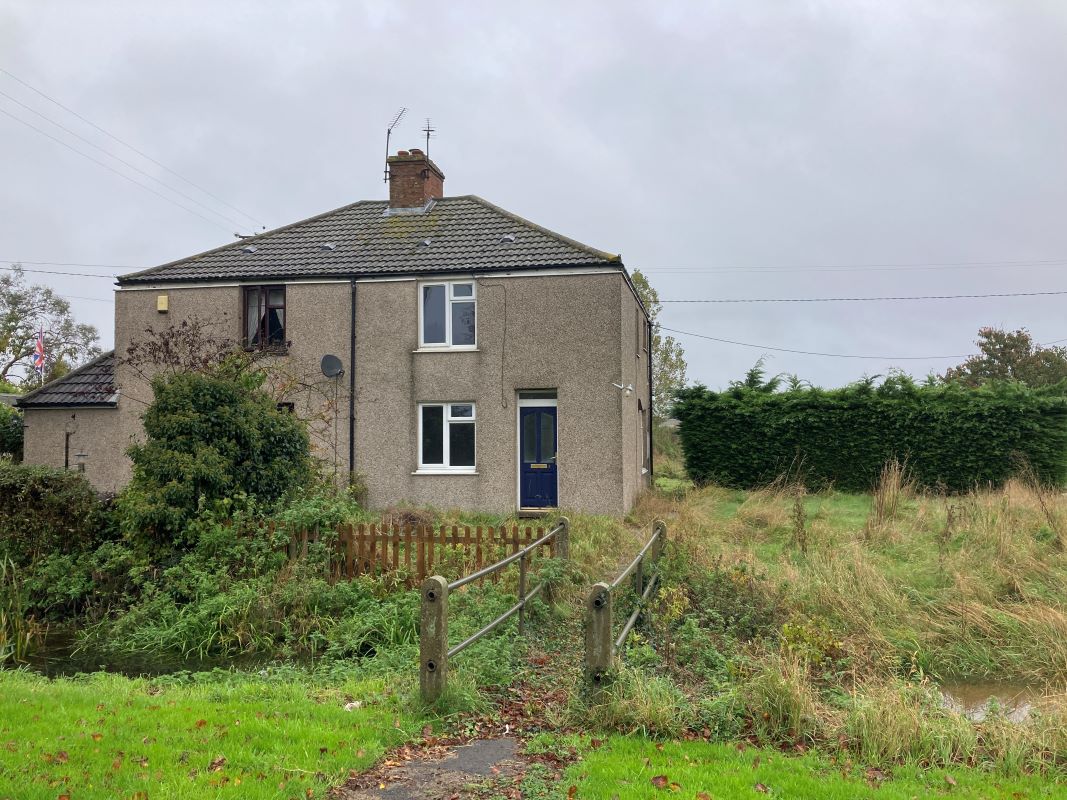 Main Road, Three Holes, Nr. Wisbech, Cambridgeshire, PE14 9JS - Online Auctions