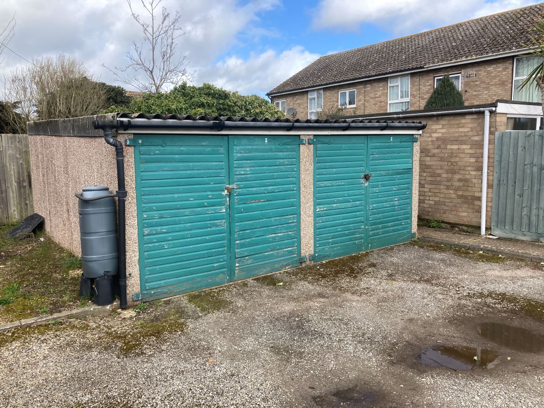 Garages 2 - 6, Judith Avenue, Knodishall, Suffolk, IP17 1XF - Online Auctions