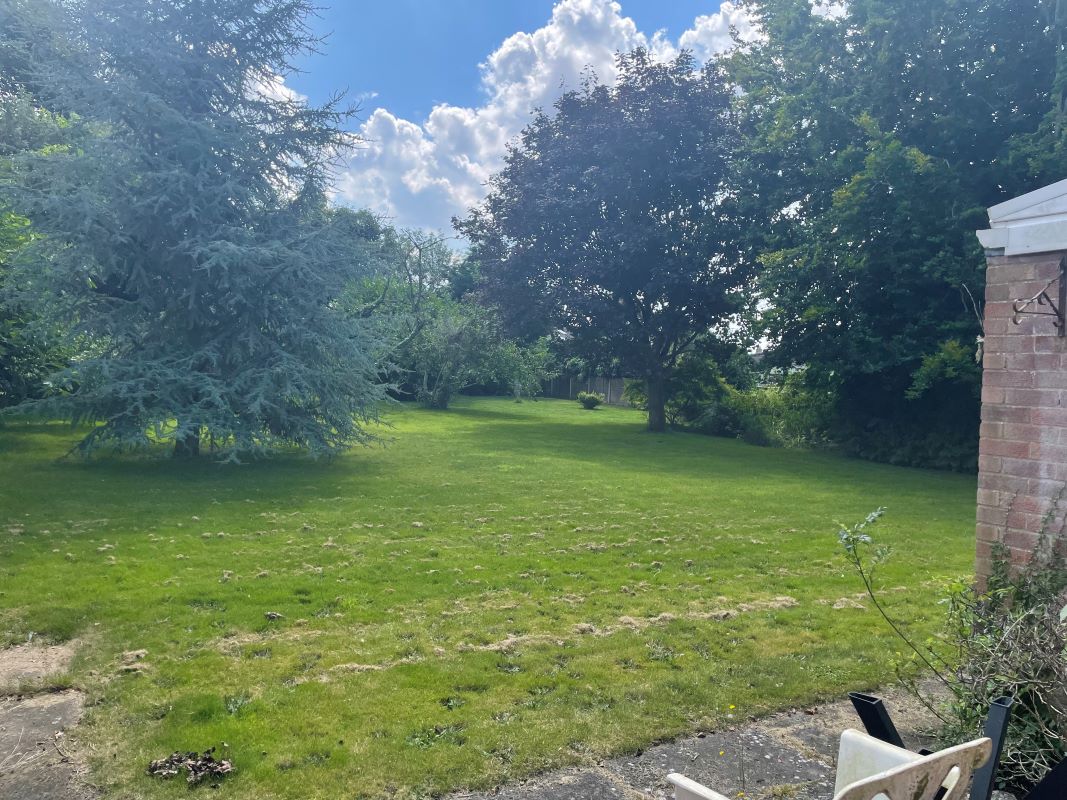 Highbank, Skinners Lane, Wroxham, Norwich, Norfolk, NR12 8SJ - Online Auctions