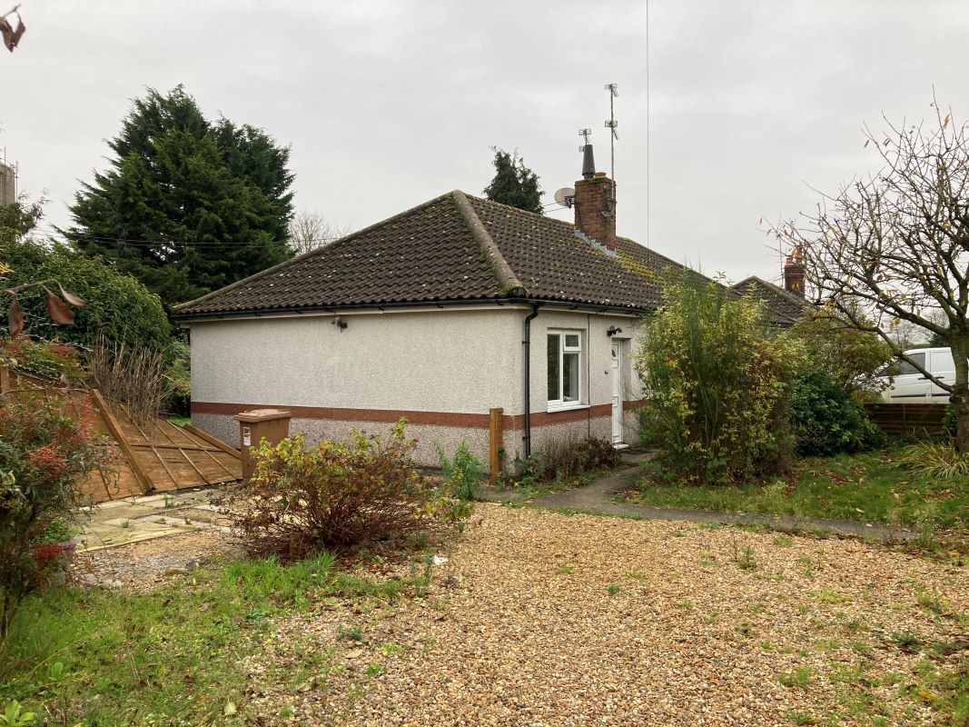 Waterfield Avenue, Fakenham, Norfolk, NR21 8EX - Online Auctions