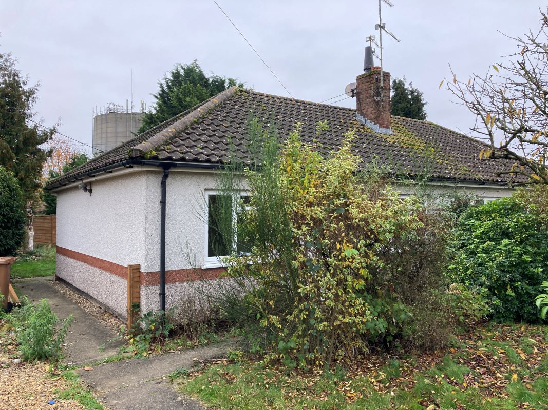 Waterfield Avenue, Fakenham, Norfolk, NR21 8EX - Online Auctions