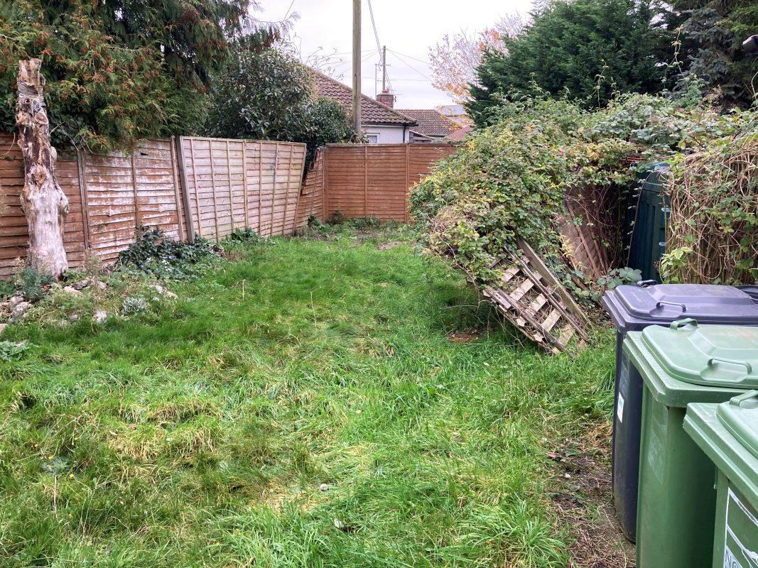 Waterfield Avenue, Fakenham, Norfolk, NR21 8EX - Online Auctions