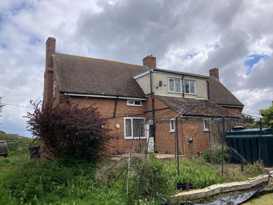 Putney Hill Road, Prickwillow, Ely, Cambridgeshire, CB7 4UU - Online Auctions
