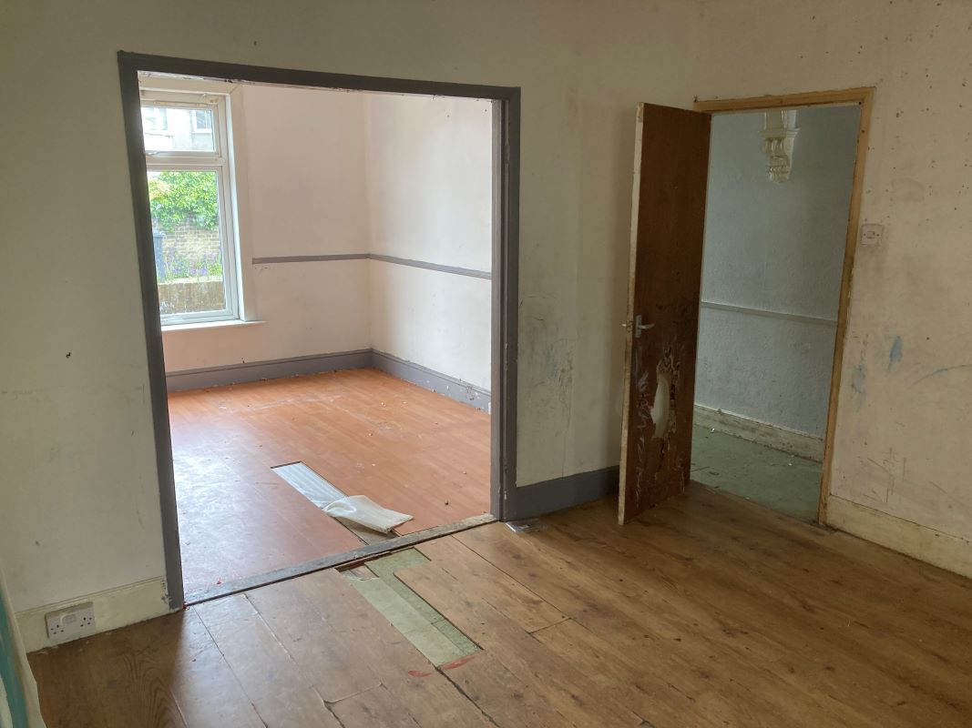 Lorne Road, Lowestoft, Suffolk, NR33 0RF - Online Auctions