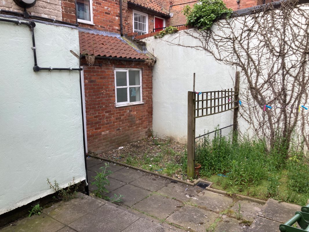 Norwich Street, Fakenham, Norfolk, NR21 9AF - Online Auctions