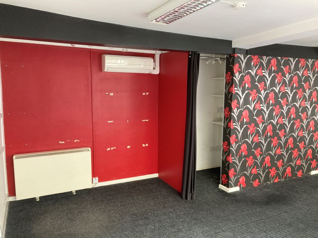 Norwich Street, Fakenham, Norfolk, NR21 9AF - Online Auctions