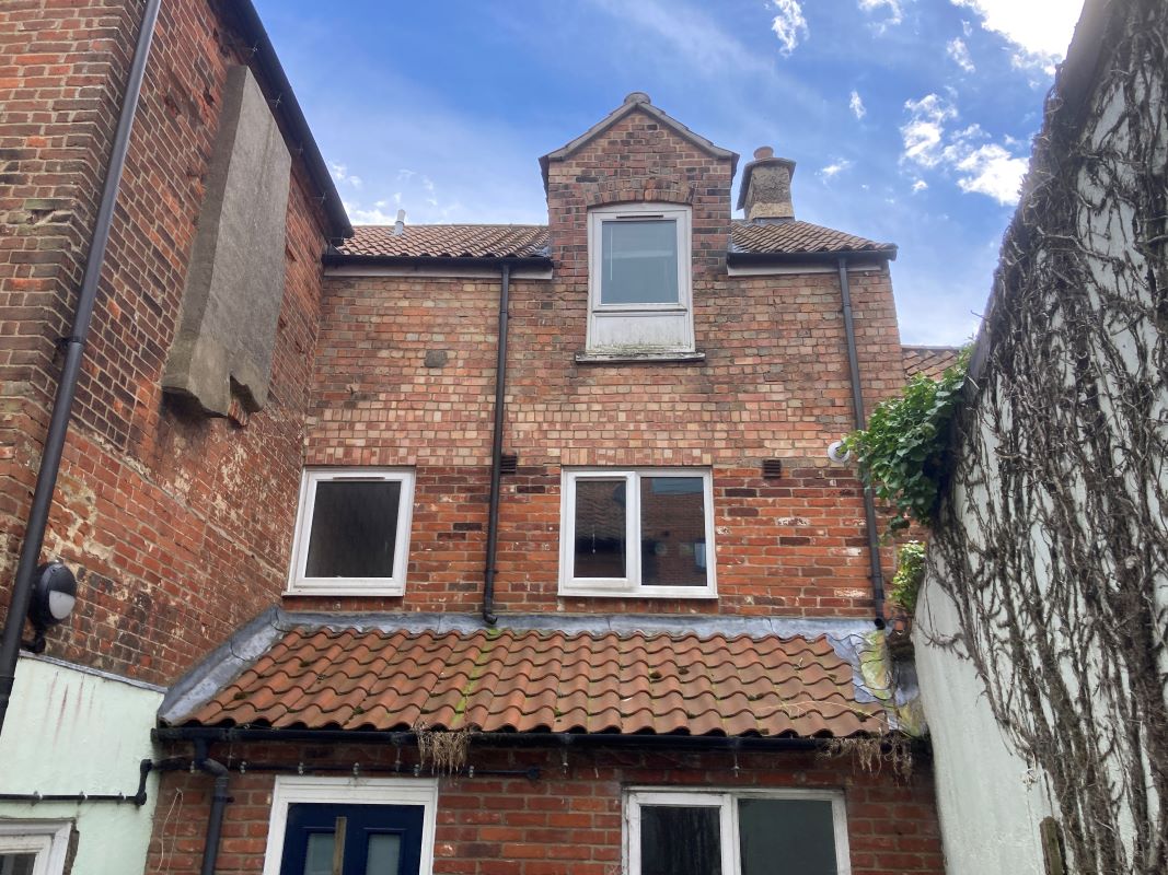 Norwich Street, Fakenham, Norfolk, NR21 9AF - Online Auctions