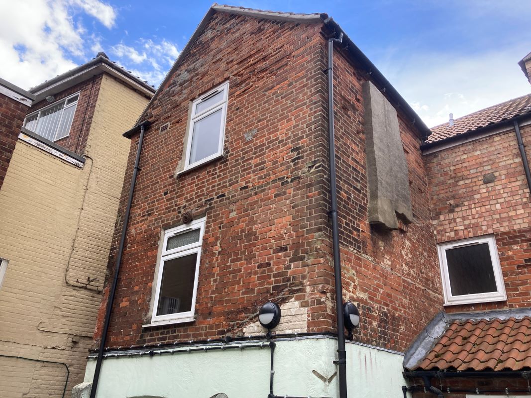 Norwich Street, Fakenham, Norfolk, NR21 9AF - Online Auctions