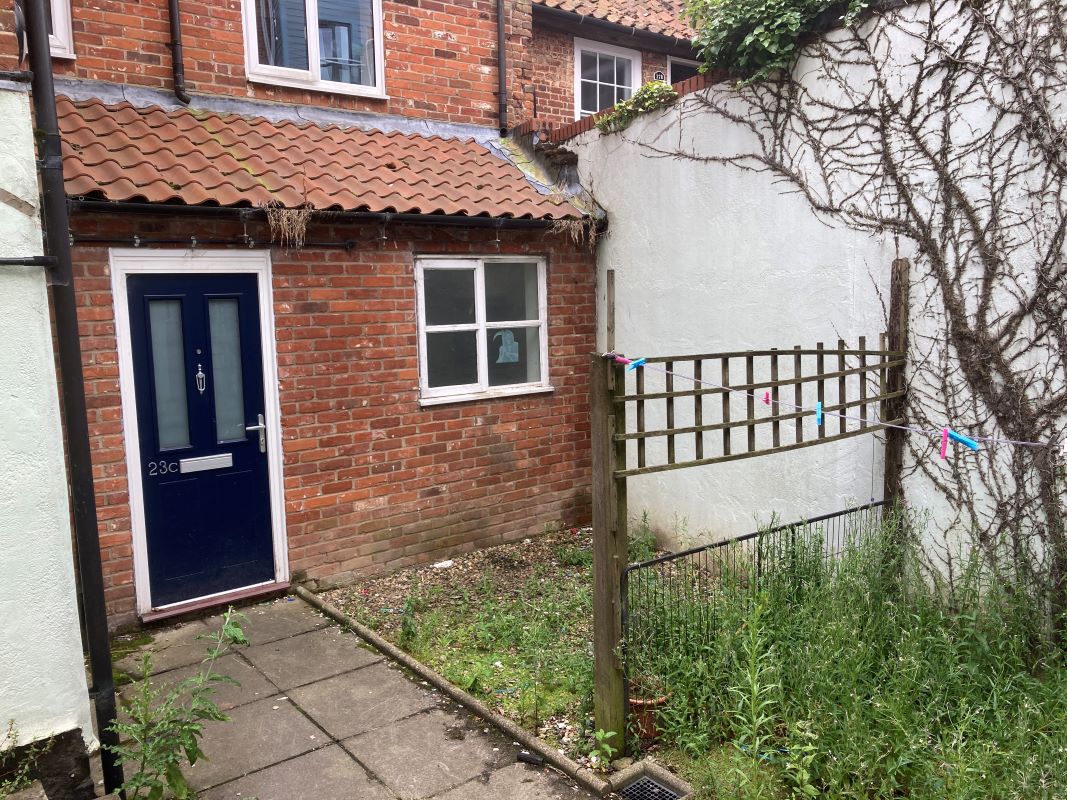 Norwich Street, Fakenham, Norfolk, NR21 9AF - Online Auctions