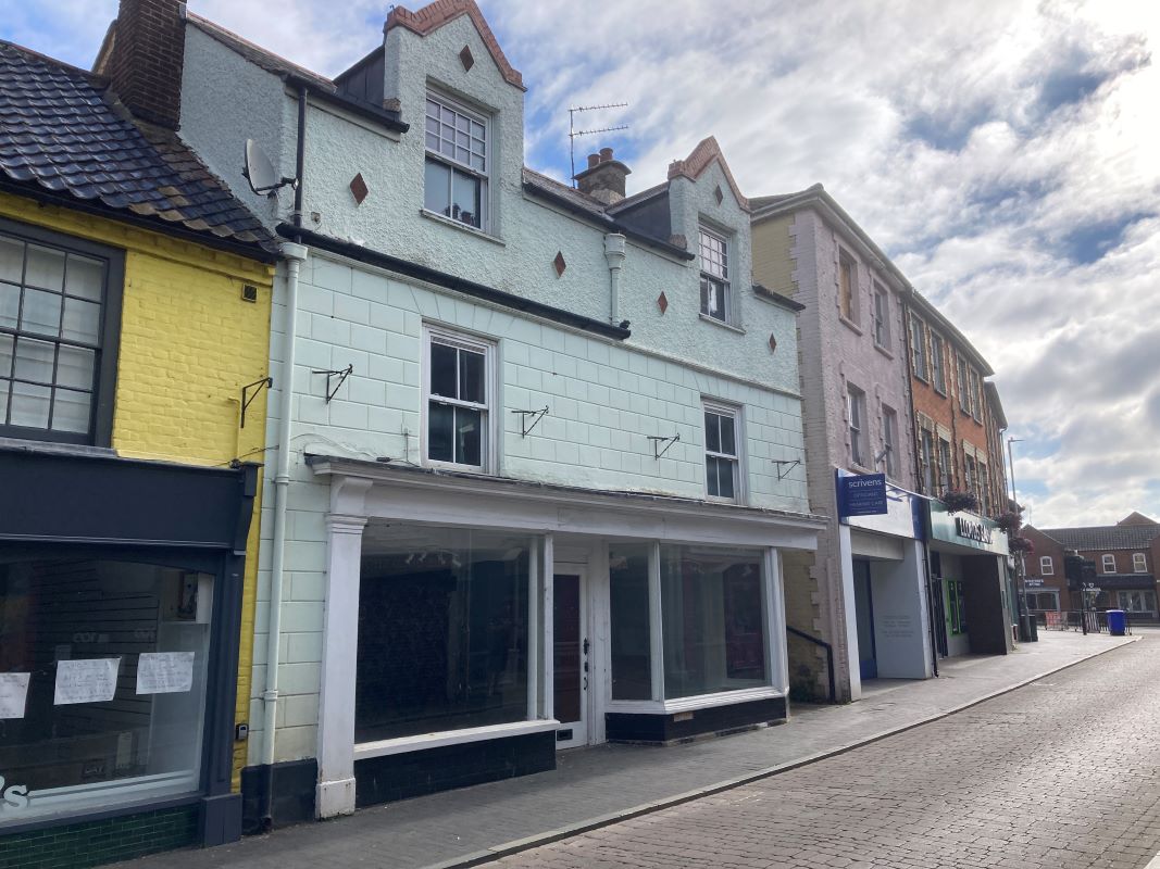 Norwich Street, Fakenham, Norfolk, NR21 9AF - Online Auctions