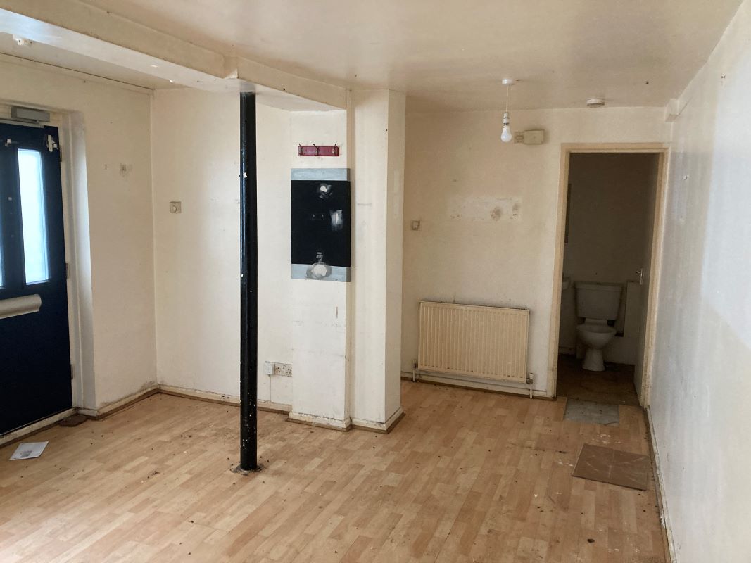 Norwich Street, Fakenham, Norfolk, NR21 9AF - Online Auctions
