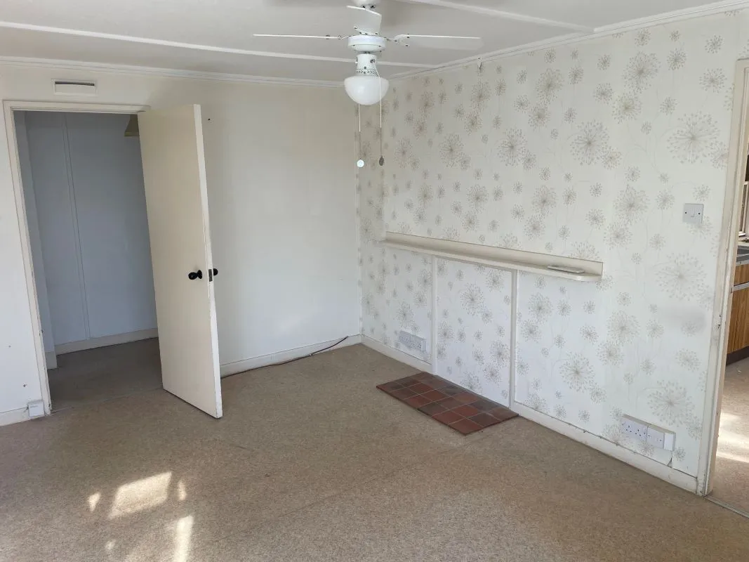 Green Road, Upwell, Wisbech, Cambridgeshire, PE14 9HS - Online Auctions