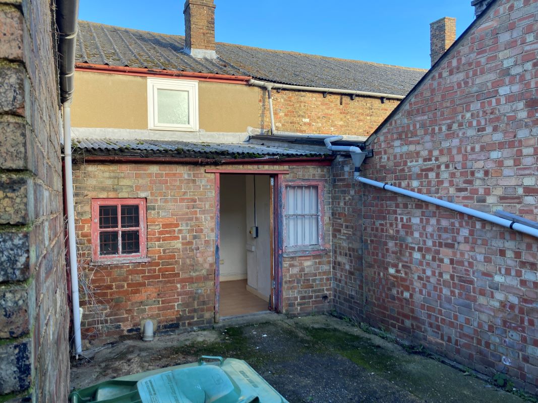 Station Road, March, Cambridgeshire, PE15 8LB - Online Auctions