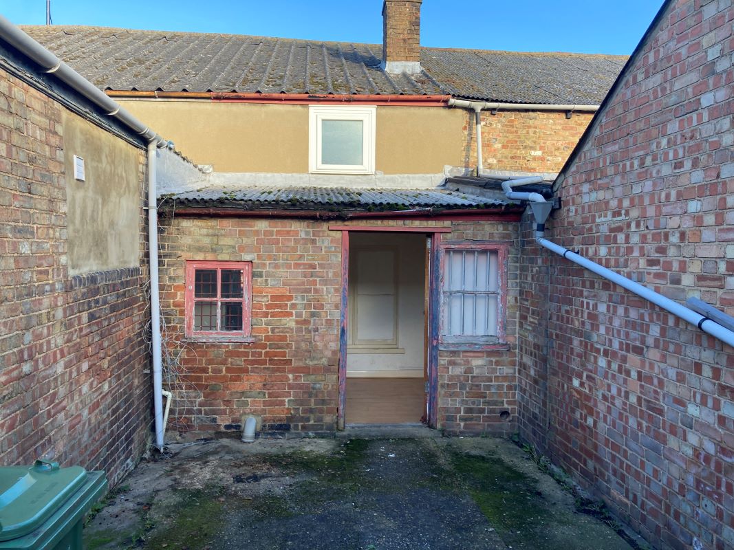 Station Road, March, Cambridgeshire, PE15 8LB - Online Auctions