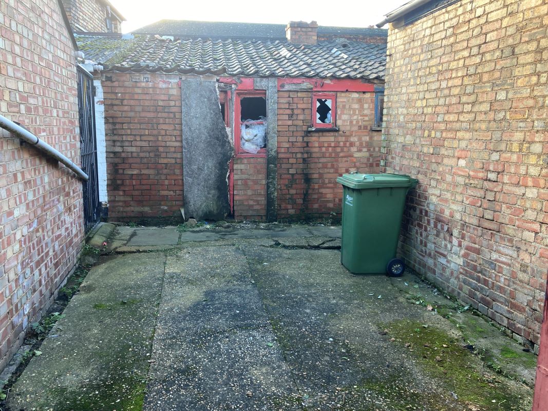 Station Road, March, Cambridgeshire, PE15 8LB - Online Auctions