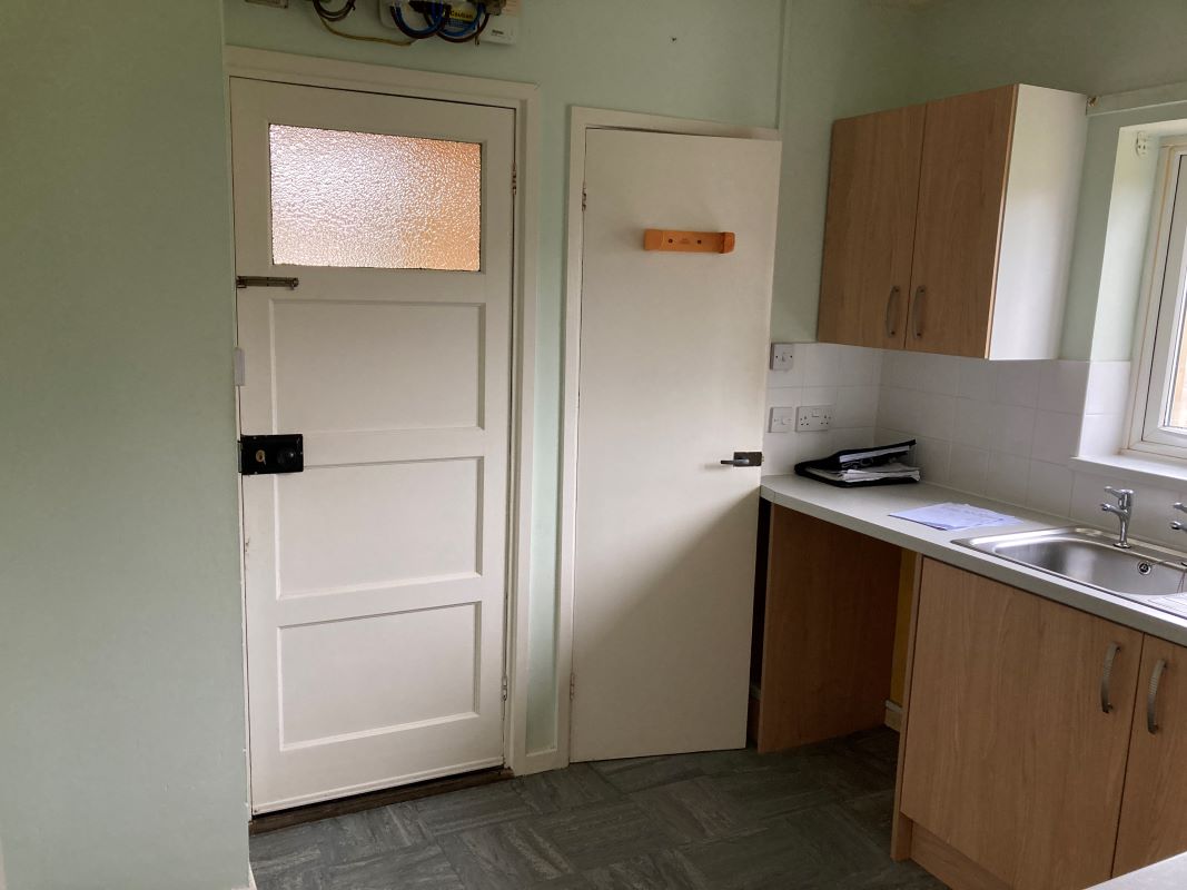 Three Tuns, Gooderstone, King's Lynn, Norfolk, PE33 9BU - Online Auctions