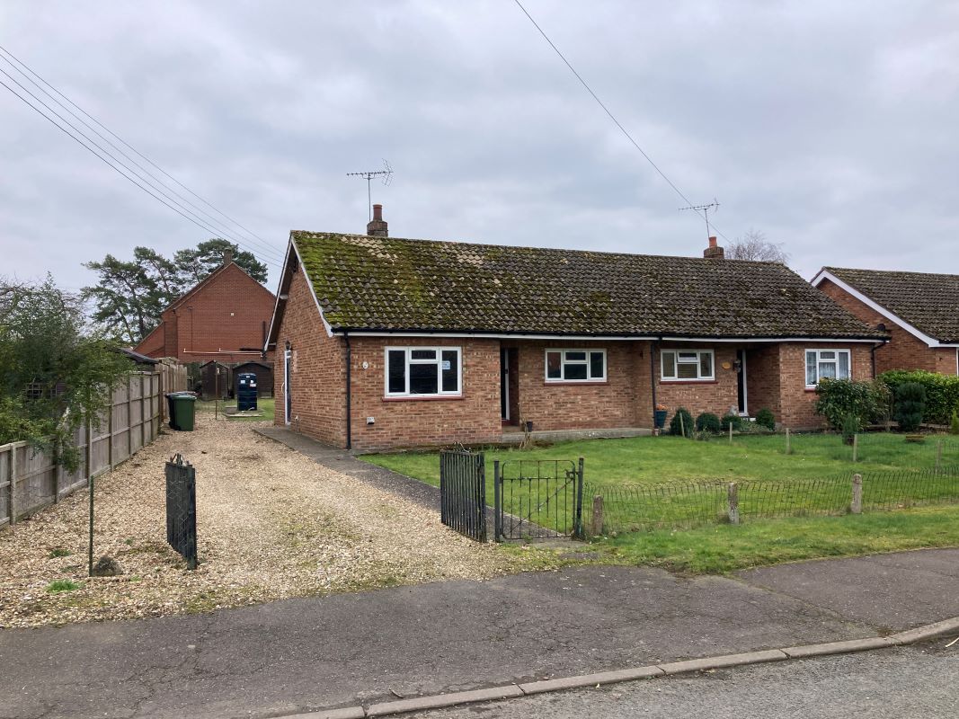 Three Tuns, Gooderstone, King's Lynn, Norfolk, PE33 9BU - Online Auctions