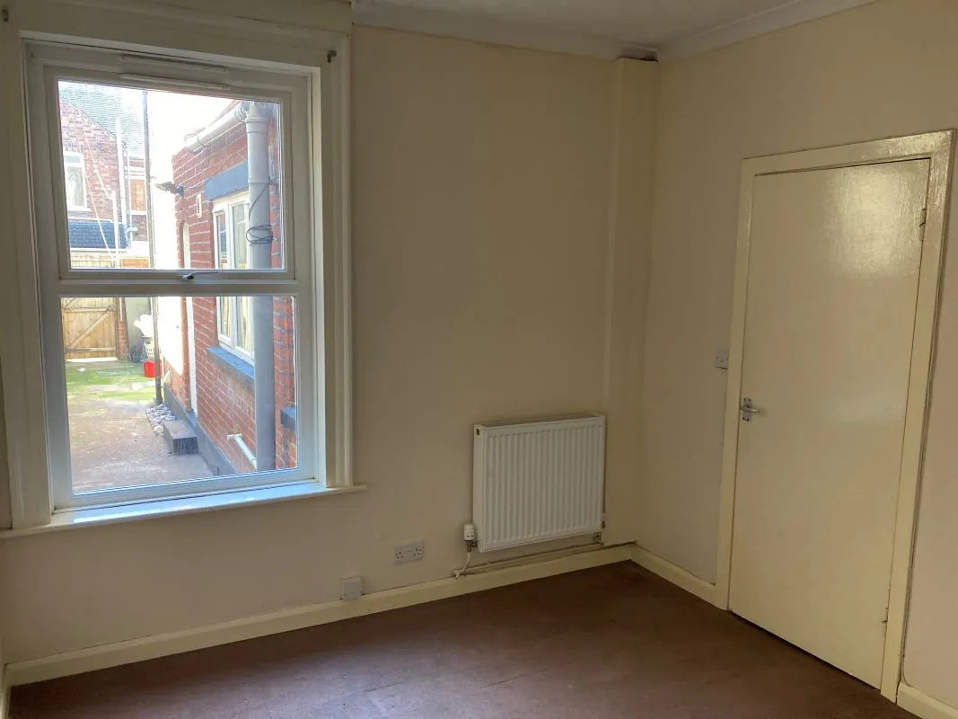 Walpole Road, Great Yarmouth, Norfolk, NR30 4NG - Online Auctions