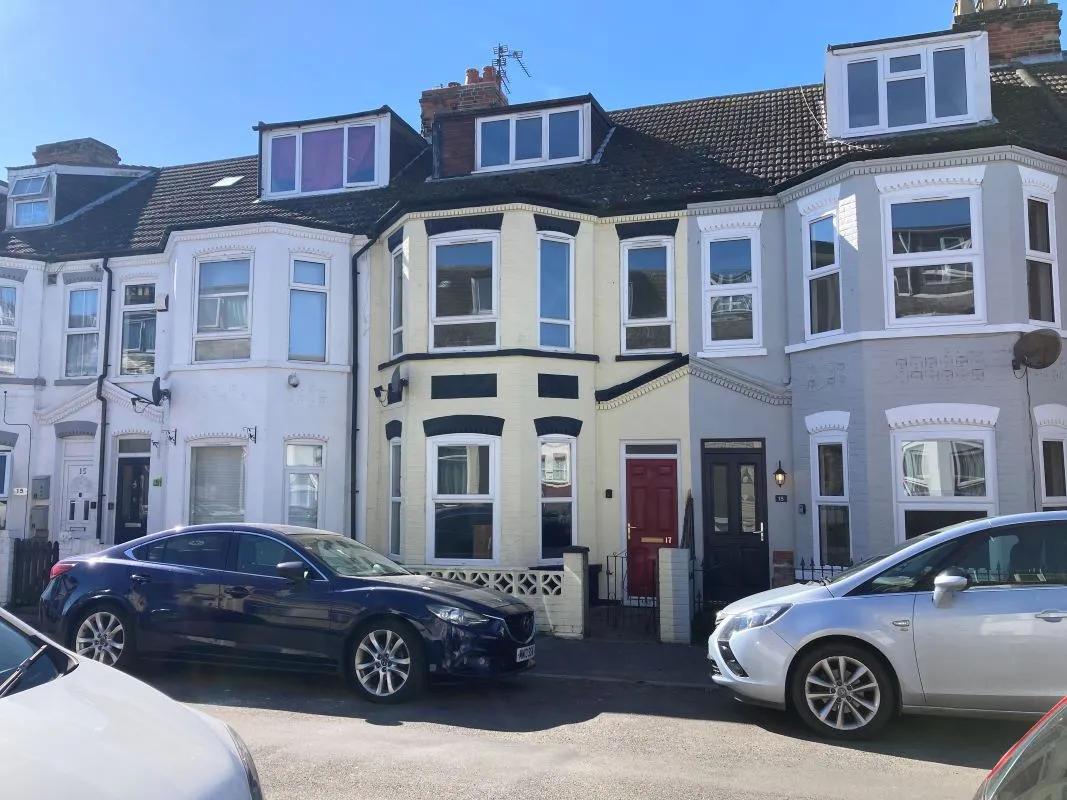 Walpole Road, Great Yarmouth, Norfolk, NR30 4NG - Online Auctions