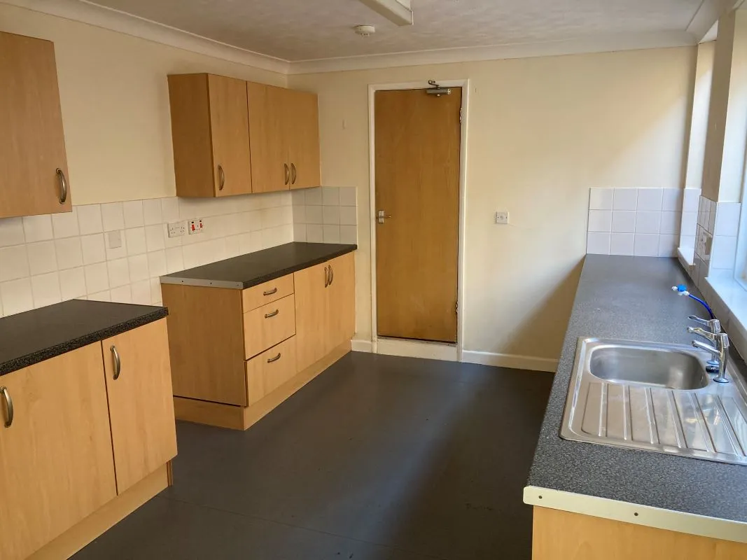 Walpole Road, Great Yarmouth, Norfolk, NR30 4NG - Online Auctions
