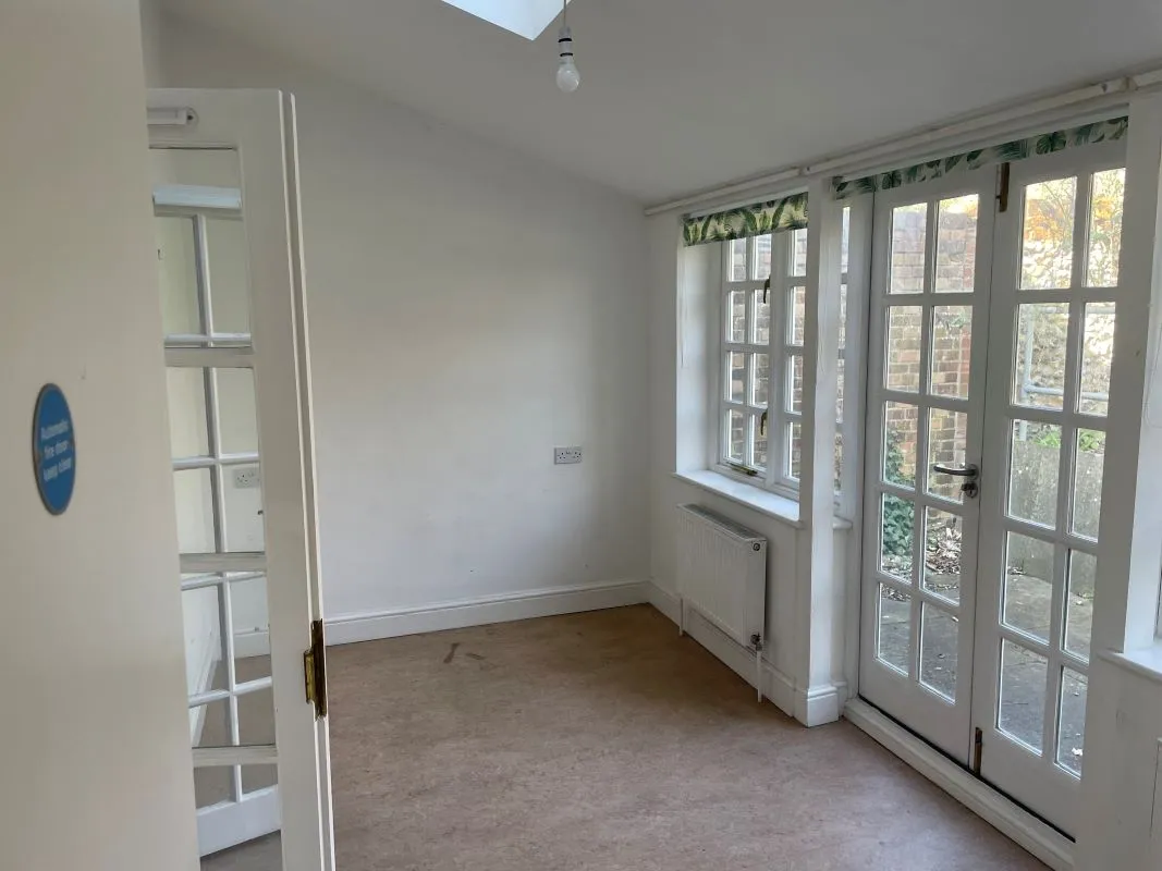 Hospital Road, Bury St. Edmunds, Suffolk, IP33 3JU - Online Auctions