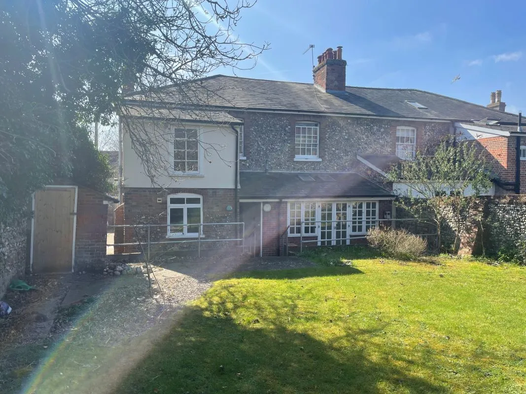 Hospital Road, Bury St. Edmunds, Suffolk, IP33 3JU - Online Auctions