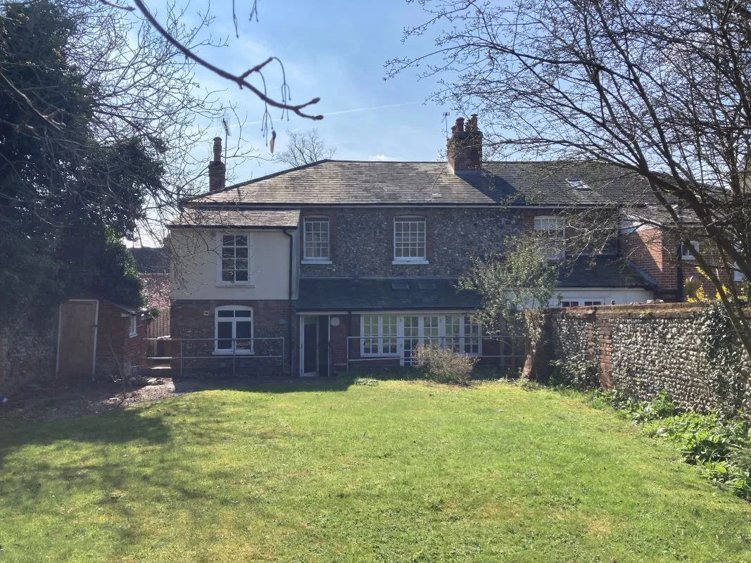 Hospital Road, Bury St. Edmunds, Suffolk, IP33 3JU - Online Auctions