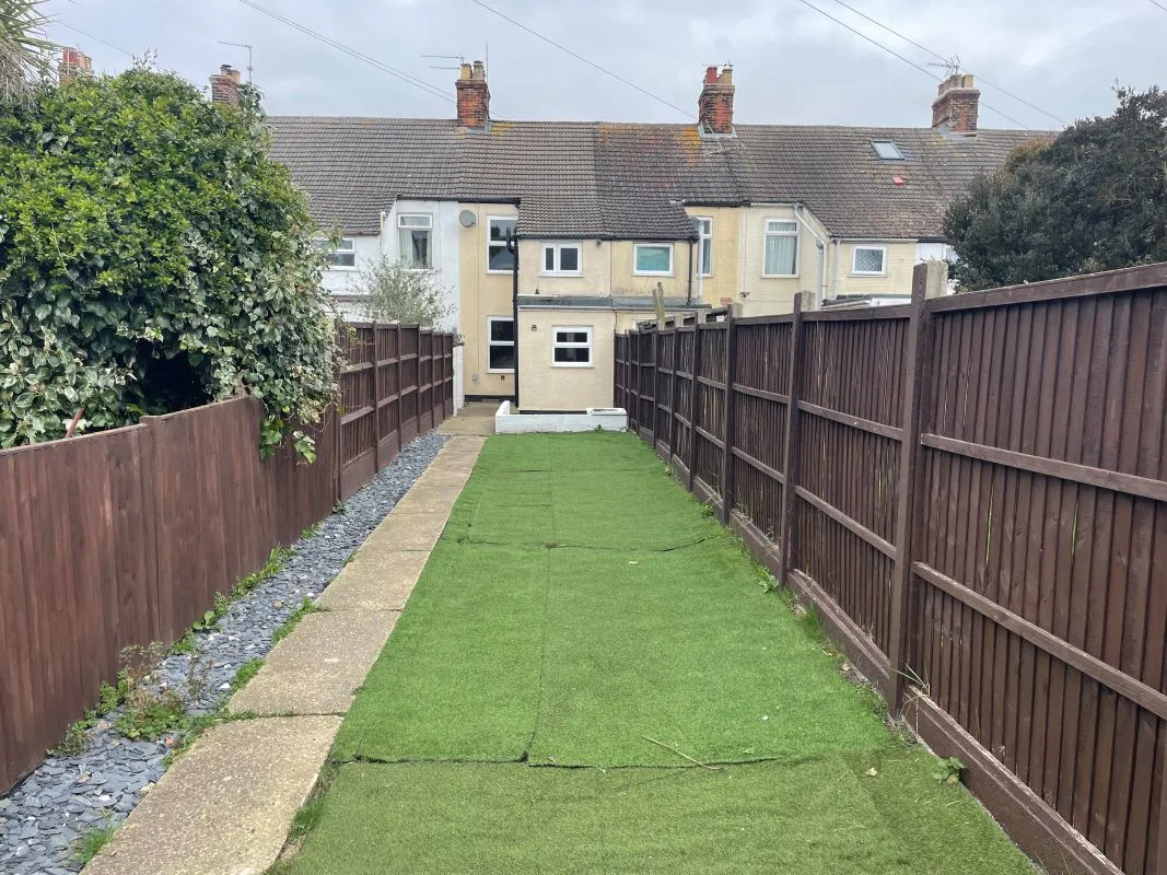 Upper Cliff Road, Gorleston, Great Yarmouth, Norfolk, NR31 6AH - Online Auctions
