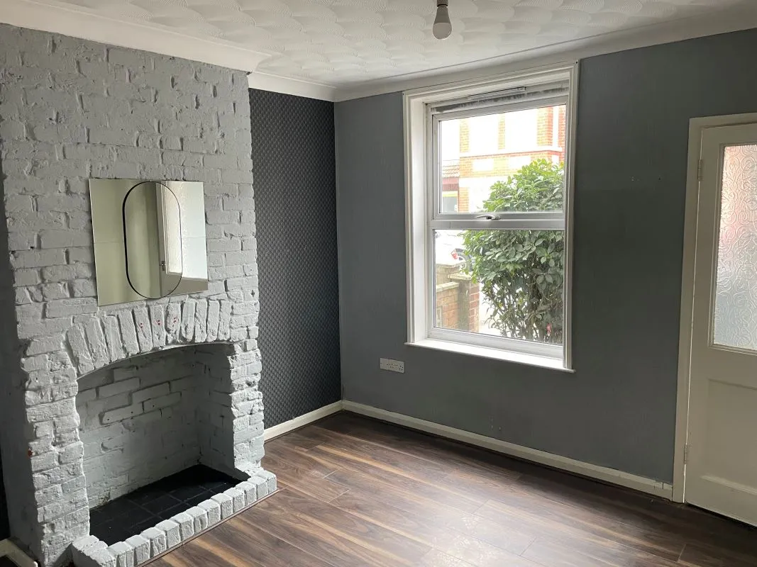 Upper Cliff Road, Gorleston, Great Yarmouth, Norfolk, NR31 6AH - Online Auctions